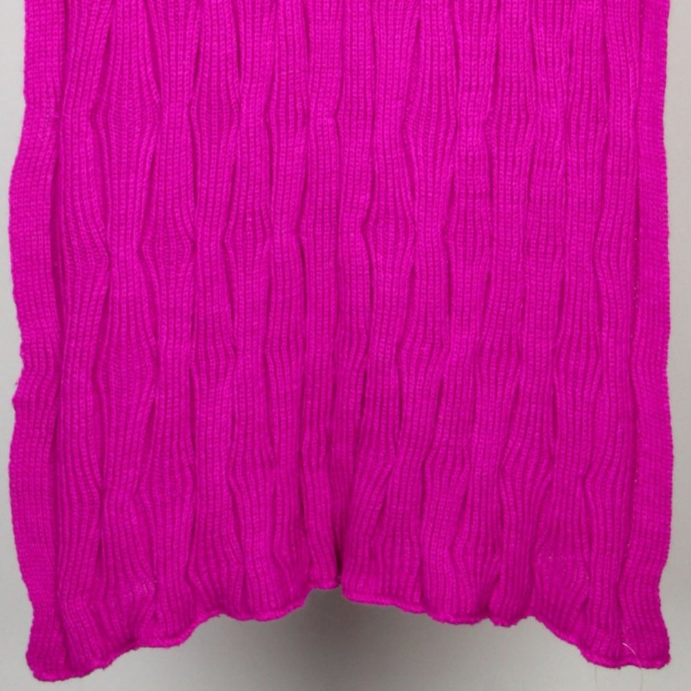 Fuchsia Scarf - Picture 2 of 2